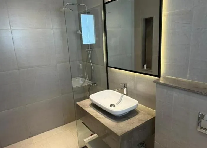 Fanadir Waterfront Living | 3br Marina House شقة الغردقة