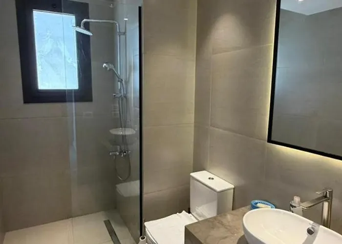 شقة Fanadir Waterfront Living | 3br Marina House الغردقة