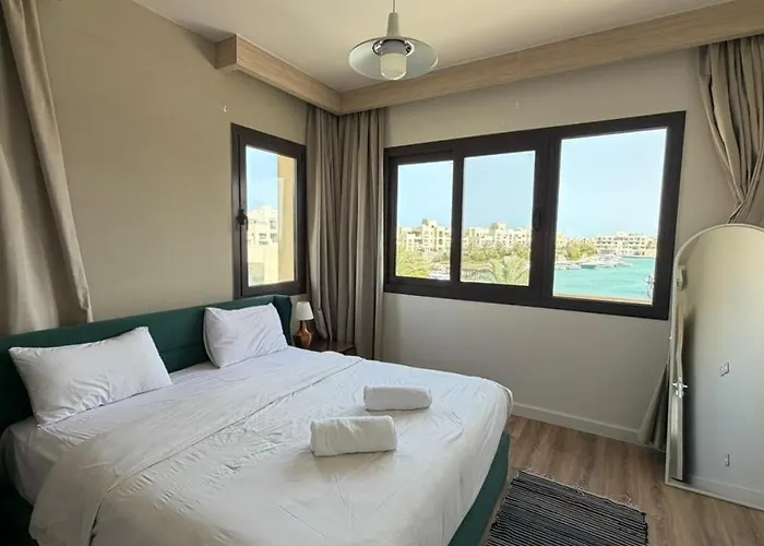 Fanadir Waterfront Living | 3br Marina House الغردقة